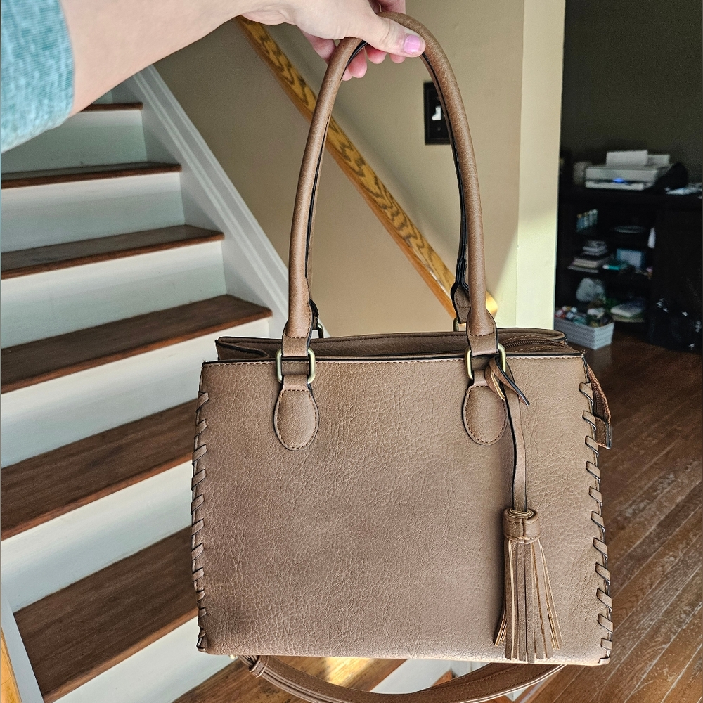Conceal carry jessie james handbag